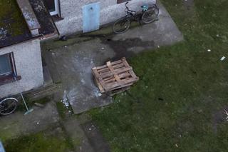 Kobieta i zwłoki mężczyzny wyciągnięte ze studni 