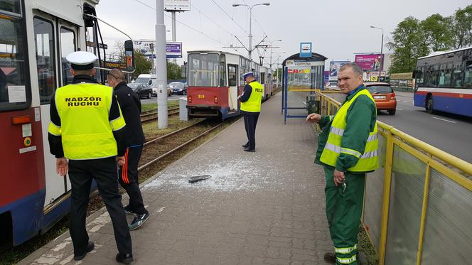 Zderzenie tramwajów na ul. Fordońskiej w Bydgoszczy [ZDJĘCIA]