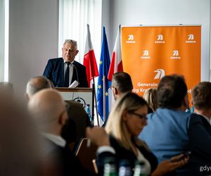 Posiedzenie sejmowej Komisji Infrastruktury w Porcie Gdynia