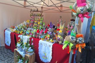 Tarnogórski Jarmark Wielkanocny 2025. Stoiska, atrakcje i świąteczna atmosfera na rynku