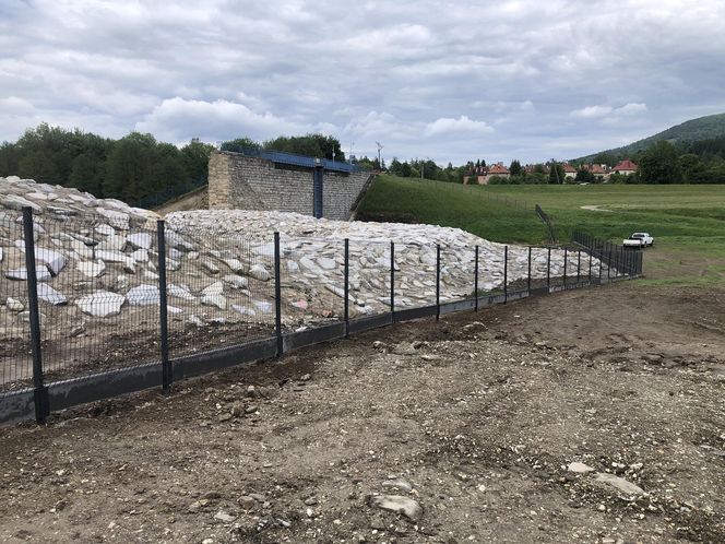 Katastrofa na zaporze w Stroniu Śląskim. Prokuratura apeluje do mieszkańców o nagrania i zdjęcia