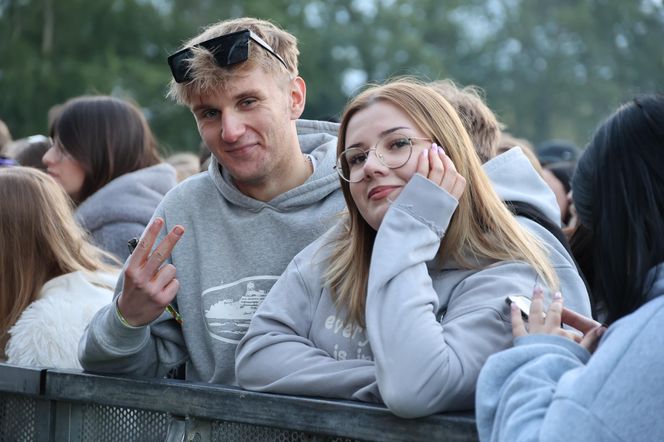 Tłum studentów bawił się pierwszego dnia Juwenaliów Politechniki Lubelskiej 2025