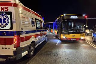 Autobus miejski huknął w 9-latka na rowerze. Chłopiec trafił do szpitala