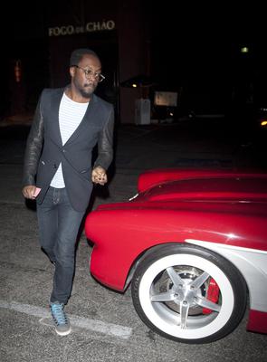 Will.I.Am z Black Eyed Peas w Corvette