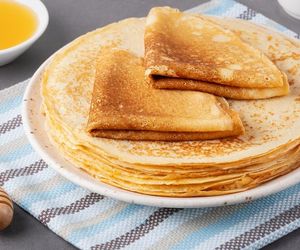 Przygotowałam naleśniki bez mąki. Są lekkie i zaskakują smakiem