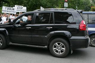 Włodzimierz Cimoszewicz jeździ Lexusem GX 470