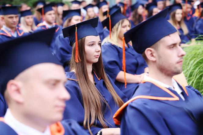 Tak kończyli studia absolwenci WSPiA  w Rzeszowie [ZDJĘCIA]