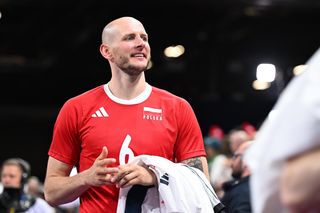 Bartosz Kurek przerwał wywiad bohatera meczu Polska - USA. Kapitan polskich siatkarzy nie hamował się na antenie