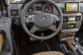 Mercedes-Benz G550