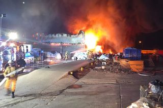 Pożar w zakładzie przetwórstwa odpadów koło Bełchatowa