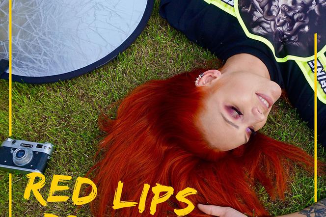 Red Lips - piosenka ZORKA 5 z humorem. Absurdy internetu w teledysku! [TYLKO na ESKA.pl]