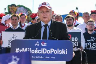 Kaczyński liderem opozycji? Ten sondaż to cios w jego serce! I to od własnych wyborców!