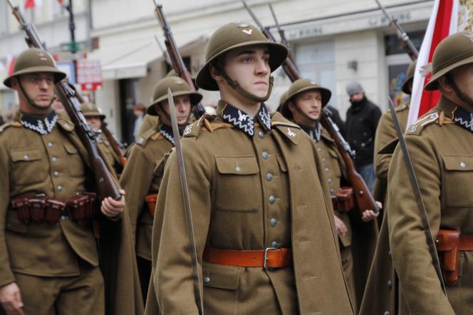 Defilada historyczna na Święto Niepodległości