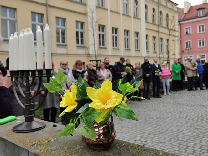 Kaliszanie upamiętnili 80. rocznicę wybuchu powstania w getcie warszawskim 