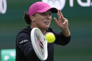 WTA Madryt: O której gra Iga Świątek dzisiaj mecz z Soraną Cirsteą w 3. rundzie? Uwaga na godzinę meczu!