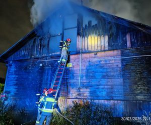 Pożar baraku na osiedlu Bugaj w Starachowicach
