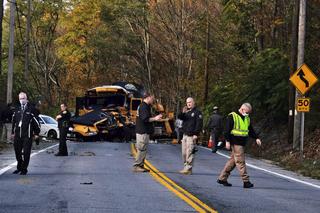 Przerażający wypadek autobusu szkolnego w Nowym Jorku. Przeżyli czołowe zderzenie
