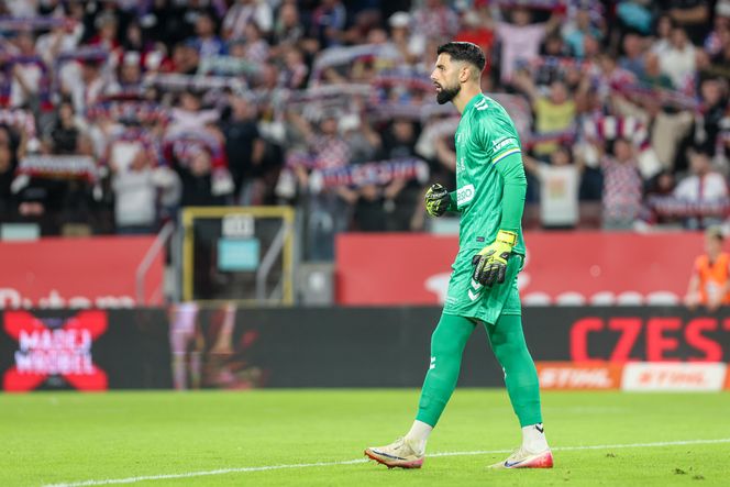 Górnik Zabrze przerwał serię zwycięstw. Porażka na koniec sierpnia i zdruzgotani kibice