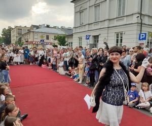 Siedlczanie mogli wsiąść w wehikuł czasu i zobaczyć ulicę Pułaskiego - Piękną sprzed stu lat