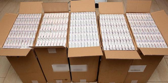 Straż graniczna zabezpieczyła ponad 700 tys. sztuk papierosów i 56 kg krajanki. Ich wartość to ponad pół miliona złotych [ZDJĘCIA]