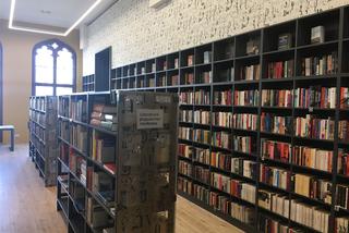 Biblioteka na dworcu Wrocław Główny. Znajdziesz tam komiksy i mangi [WIDEO, ZDJĘCIA, AUDIO]