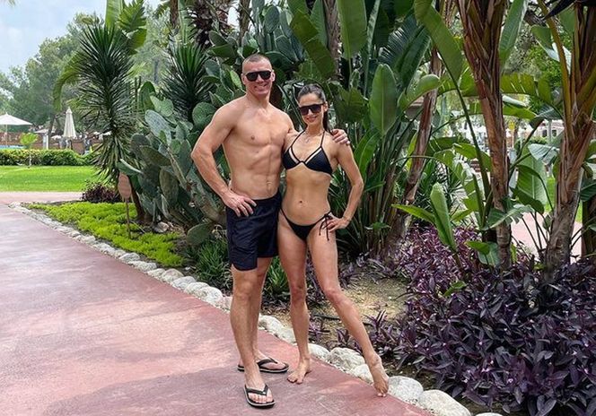 Mateusz Masternak ładuje baterie przed walką o tytuł mistrza świata u boku przepięknej żony