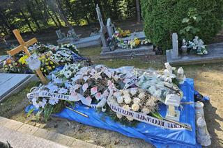 Grób Szczepana. Wjechał w rodzinę BMW [GALERIA]