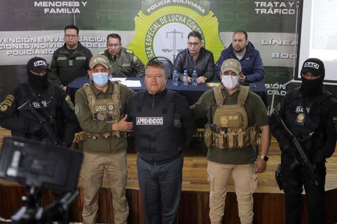   Nieudana próba zamachu stanu w Boliwii. Zbuntowanym oddziałom wojska dowodził były szef armii
