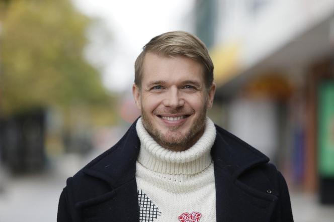 Od Złotopolskich do Na dobre i na złe. Tak na przestrzeni lat zmieniał się Tomasz Ciachorowski