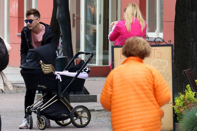 Daniel Martyniuk zabrał rodzinę nad morze