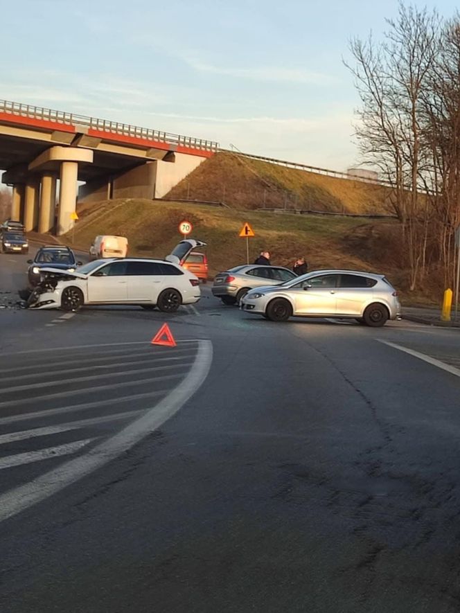 Do wypadku doszło na granicy Bytomia, Piekar Śląskich i Radzionkowa