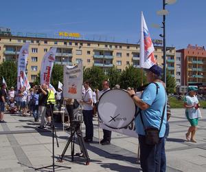 Protest pracowników PKP Cargo we Wrocławiu. Pracę ma stracić prawie 400 osób 