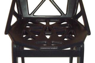 Drewniane Krzesło w geometryczne wzory – zrób to sam