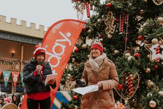 Gwiazdka Pełna Niespodzianek: Omenaa Mensah i Rafał Brzoska z Fundacją One Day – Filantropia z Serca dla ponad 1000 Polskich Dzieci