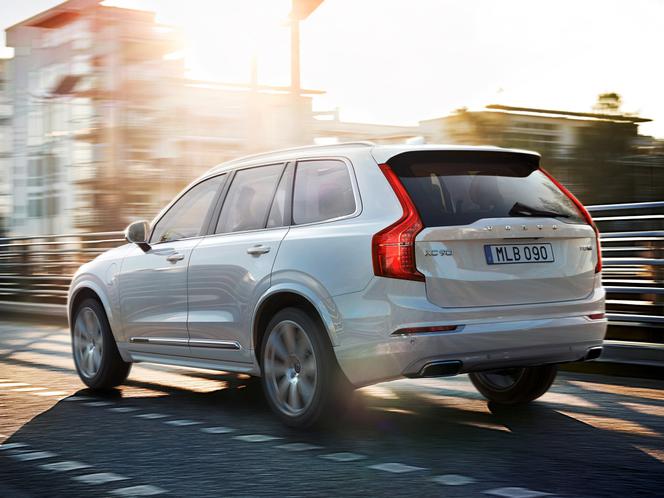 Volvo XC90 T8 AWD