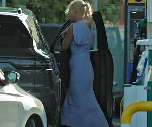 Małgorzata Kożuchowska jeździ autem za pół miliona w obcasach