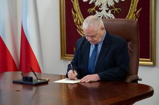 Uroczyste podpisanie banknotu kolekcjonerskiego „Lech Kaczyński. Warto być Polakiem