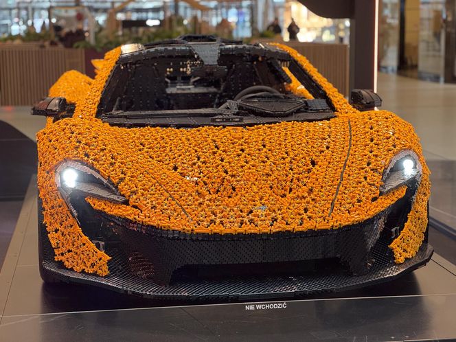 McLaren P1 z klocków Lego