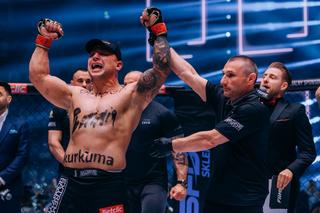Mateusz Murański w klatce Fame MMA