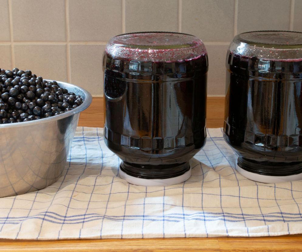 Jagody w słoiku na zimę