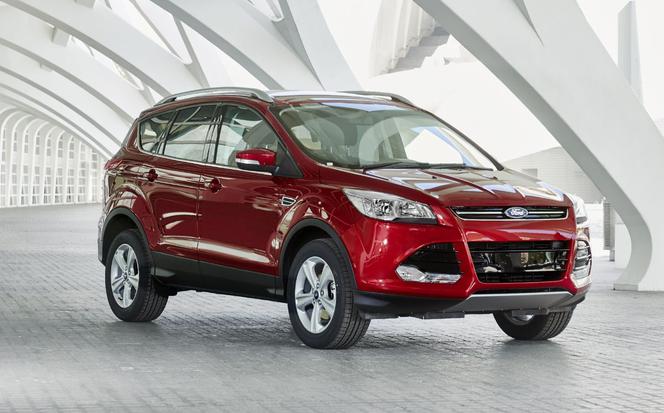 Ford Kuga lifting 2015