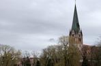 Zerwany dach Kościoła Mariackiego w Szczecinku