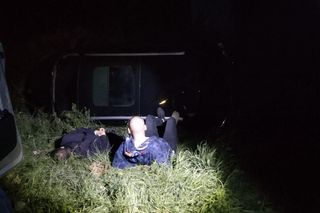 Nocny pościg za piratem drogowym zakończył się w rowie. Kolejny, którego sądowy zakaz nie powstrzymał przed kierowaniem