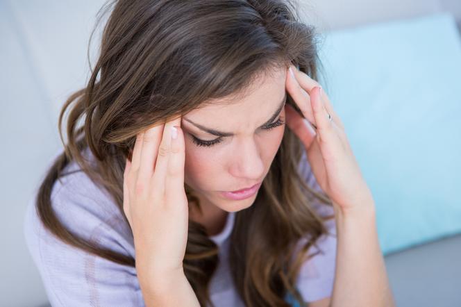Często boli cię głowa? Endokrynolog wyjaśnia: możesz cierpieć na tę powszechną chorobę  
