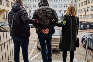 Seryjny włamywacz z Wasilkowa schował się przed policją pod łóżkiem [ZDJĘCIA, WIDEO]