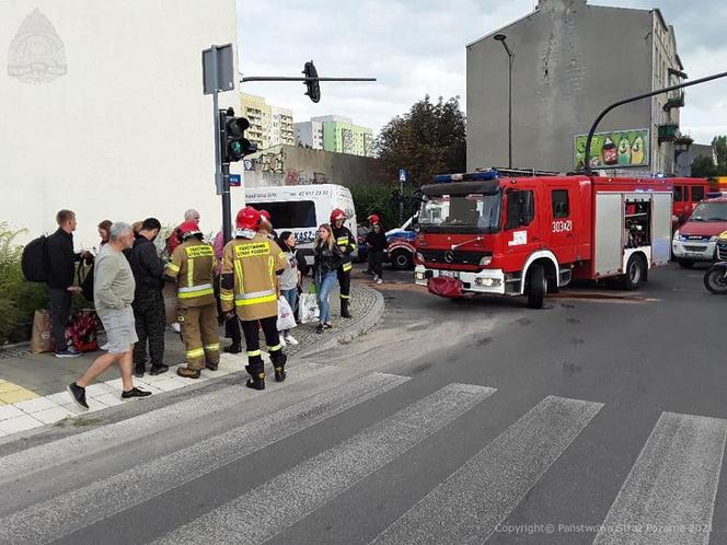 Groźny wypadek busa i osobówki w centrum Łodzi