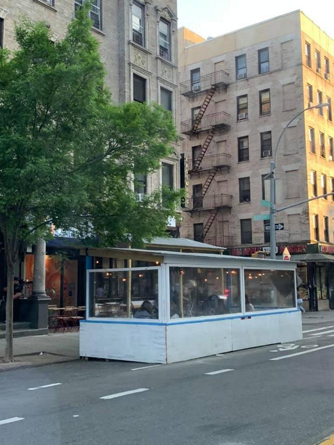 Restaurację nie oddadzą parkingów