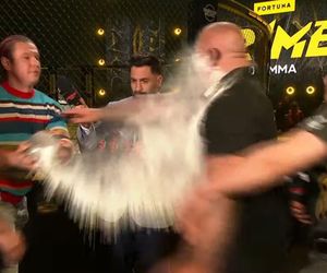 PRIME MMA 12: Obrzydliwe! Natan Marcoń przyniósł urnę i wysypał jej zawartość na Jacka Murańskiego