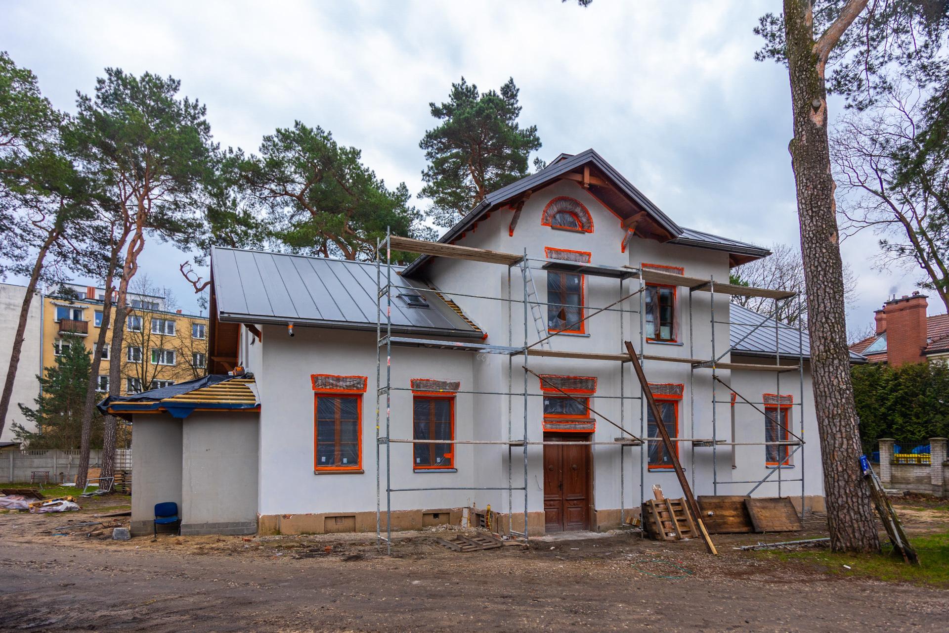 Konstancin-Jeziorna. Zabytkowe wille odzyskują dawny blask - zobacz wyremontowane rezydencje