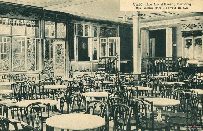 Budynek Café Halbe Allee w Gdańsku